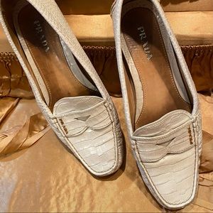 Prada cream crocodile leather loafers Size 39.5